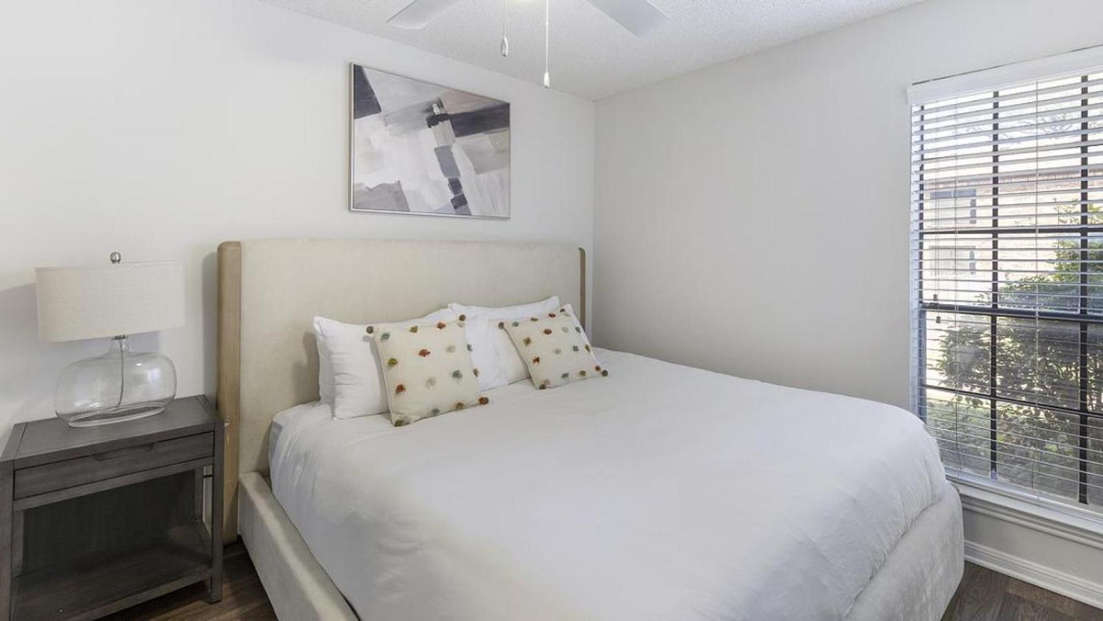 Landing At Woodhill - 2 Bedrooms In เดนตัน ภายนอก รูปภาพ